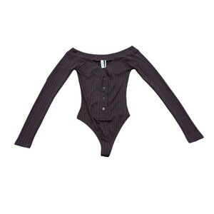 Women’s Out From Under Ribbed Off-Shoulder Bodysuit Burgundy